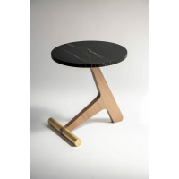 Стол PUNTERO TABLE (орех/Sahara Noir/латунь)
