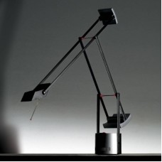 Настольная лампа Artemide A008100 (Richard Sapper) TIZIO